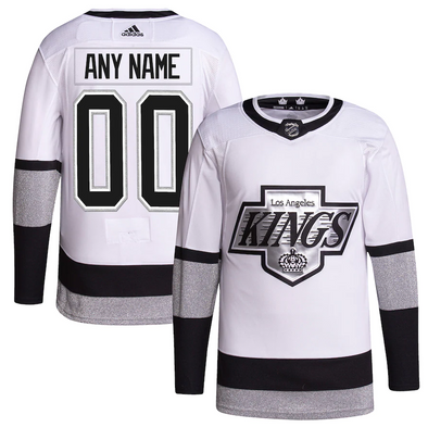 LA Kings] Appears to be no ad patch on Kings jerseys this season
