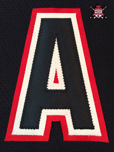 ALTERNATE "A" OFFICIAL PATCH FOR CHICAGO BLACKHAWKS ALT 2009-11 JERSEY - Hockey Authentic